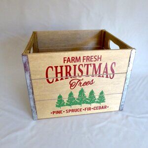 NEW 12” CHRISTMAS FARM FRESH TREES HANDLED WOOD CRATE METAL TRIM